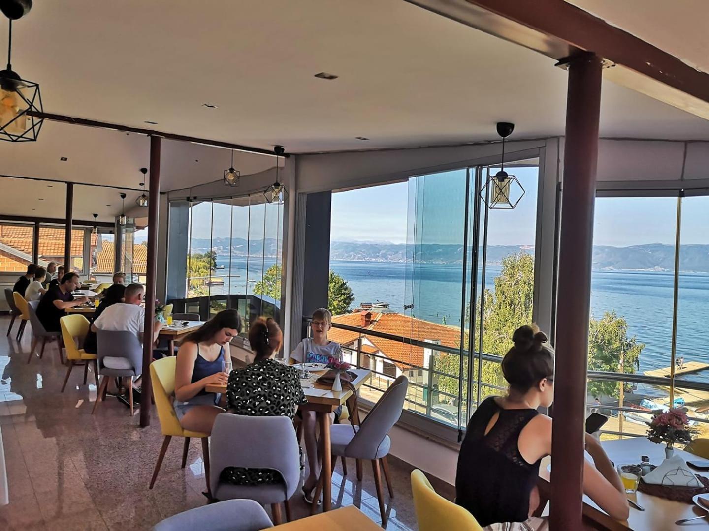 Villa Nika Пештани Экстерьер фото